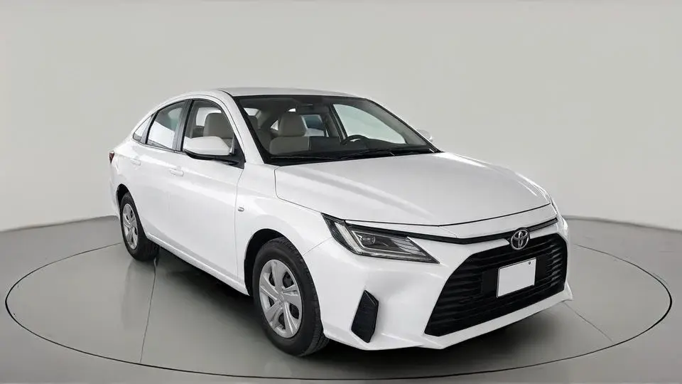 Toyota Yaris Mid 1.3L Sedan 2023 E   AED 633/Month   0 DP   30 Day Return   Warranty
