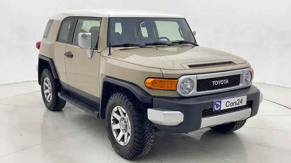 Toyota FJ Cruiser GXR 4.0L A/T 2021 GXR   AED 1746/Month   0 DP   30 Day Return   Warranty   Service History
