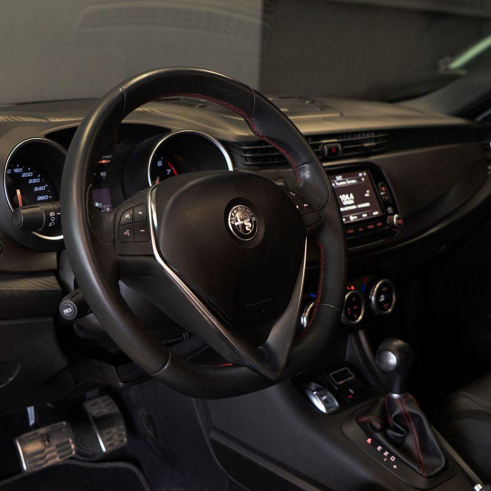 Thumbnail 11