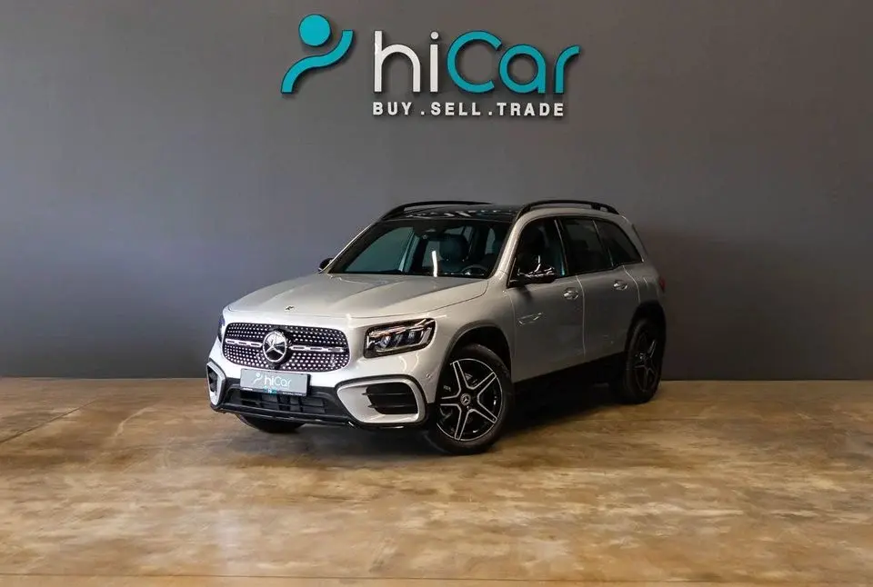 Mercedes-Benz GLB 200 AED 3,736 pm • 0% Downpayment • Mercedes-Benz GLB 200  • Agency Warranty