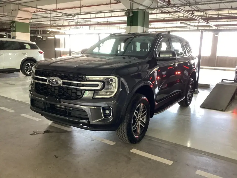 Ford Everest 2.3 XLT 4WD AUTO LTHR OFF ROAD 18 ALW   Guaranteed Warranty   0 Down Payment