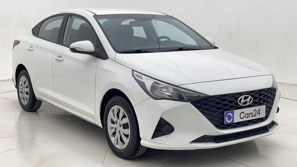 Hyundai Accent Smart+ 1.5L SMART 1.6 Zero Down Payment Home Test Drive