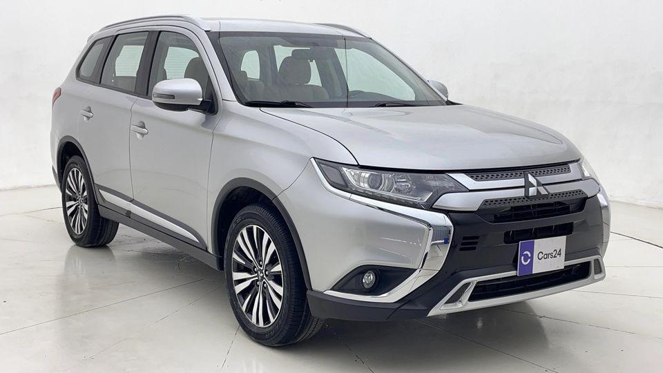 Mitsubishi Outlander 2.5L GLX Mid Line 2023 GLX MID LINE   AED 920/Month   0 DP   30 Day Return   Warranty   Service Hist