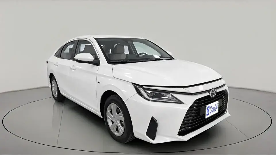 Toyota Yaris 2023 E   AED 633/Month   0 DP   30 Day Return   Warranty