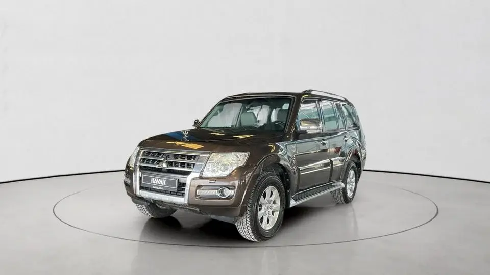 Mitsubishi Pajero 3.0 GLS H/L LTHR GOLD SIG EDT   Guaranteed Warranty   0 Down Payment