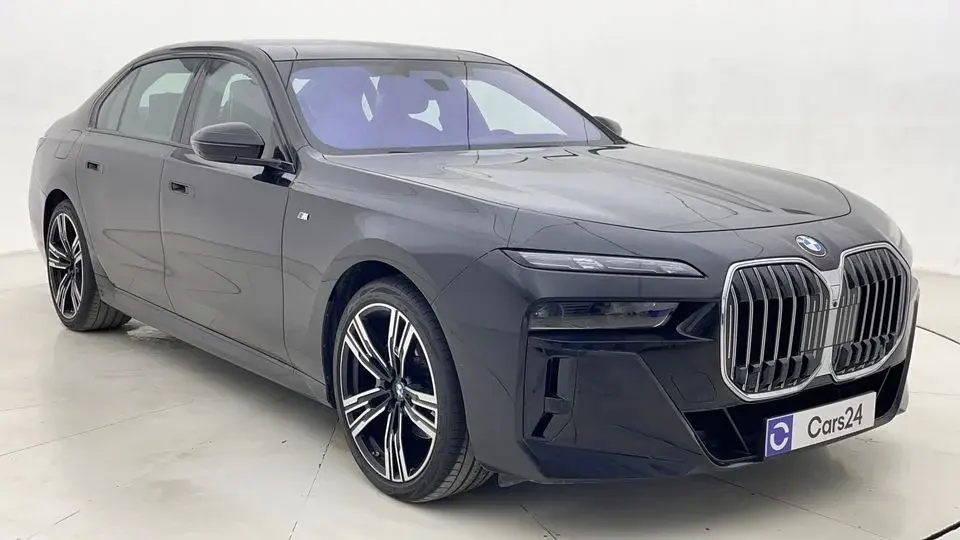 BMW 735i 2024 M SPORT   AED 4530/Month   0 DP   30 Day Return   Warranty