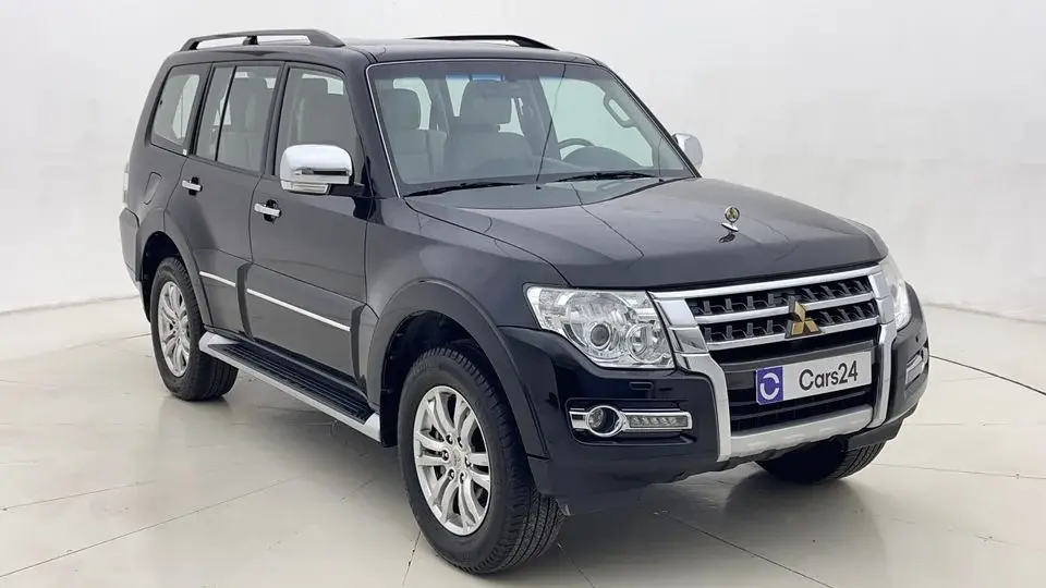 Mitsubishi Pajero GLS Highline 3.8L (274 HP) 2020 GLS HIGHLINE   AED 1175/Month   0 DP   30 Day Return   Warranty   Se