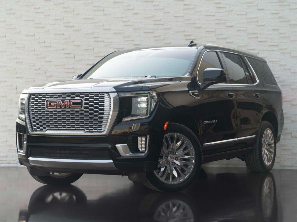 GMC Yukon Denali 6.2L (8 Seater)