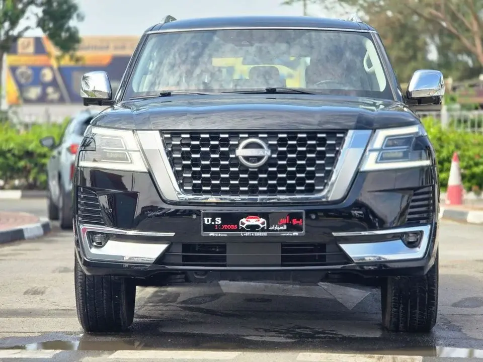 Nissan Patrol SE Platinum City 4.0L 2022 GCC LOW MILEAGE SINGLE OWNER IN MINT CONDITION