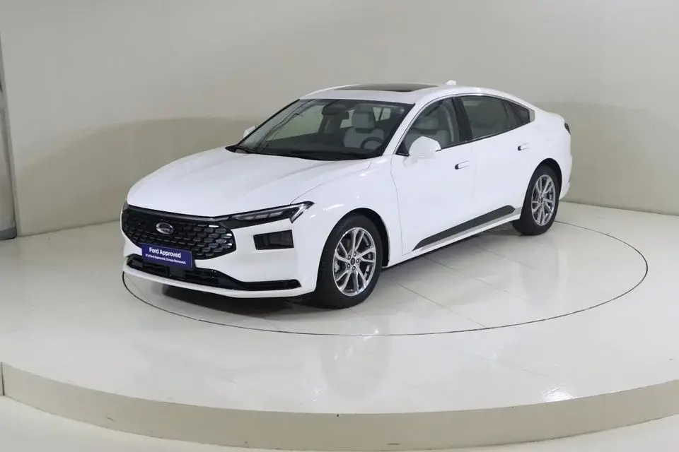 Ford Taurus Trend TPC2223 / AL TAYER MOTORS AL QOUZ SHOWROOM