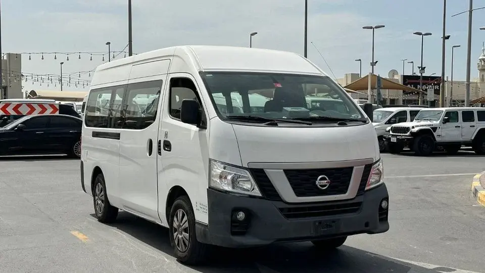 Nissan Urvan Microbus 13-Seater Manual (5-Door)