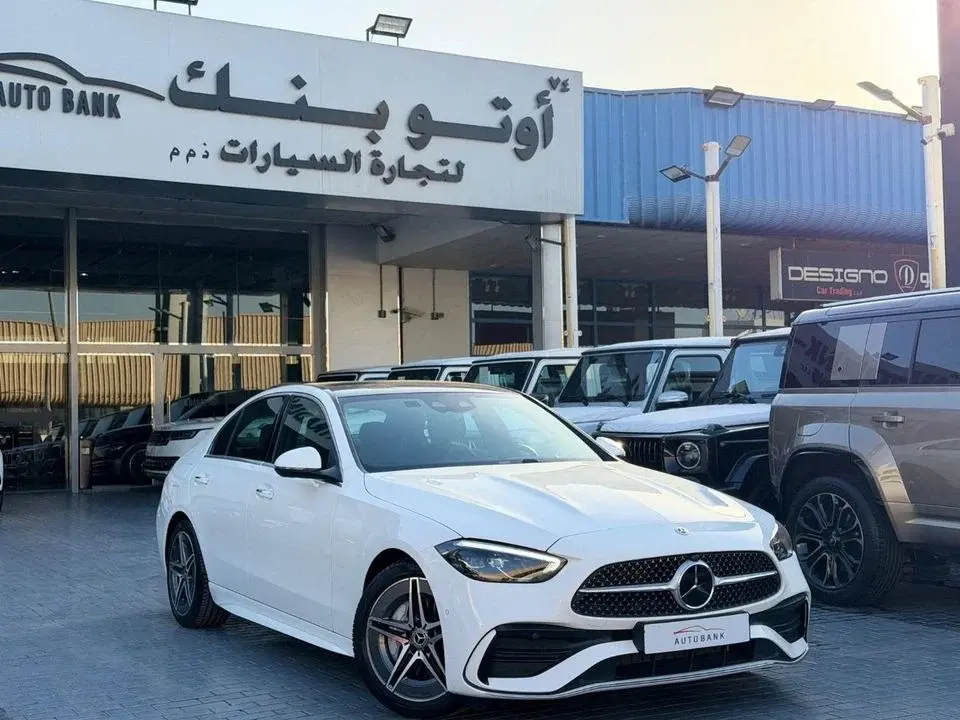 Mercedes-Benz C 200 Premium 2.0L