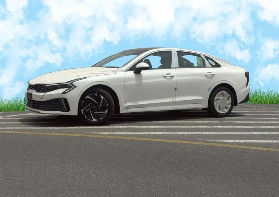 Kia K5 Kia K5 2026, GCC Specs HEV 2.0L