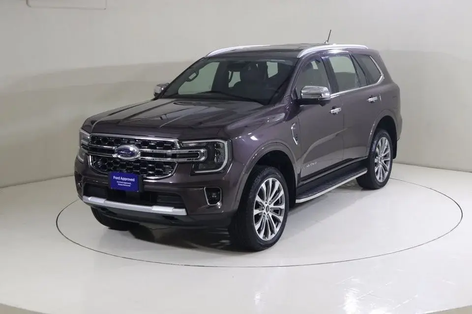 Ford Everest EVR624W LIMITED / AL TAYER MOTORS / AL QOUZ SHOWROOM