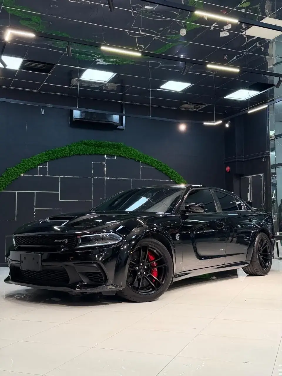 Dodge Charger SRT Hellcat 6.2L (707 HP)