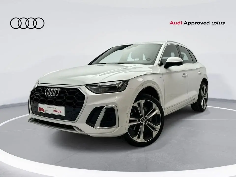 Audi Q5 45 TFSI Quattro Design 2.0L Q5 S line 45 TFSI quattro 249hp (Ref# 75778)