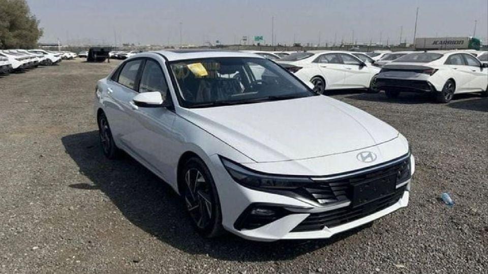 Hyundai Elantra Hyundai Elantra / 2025 / Chinese / white