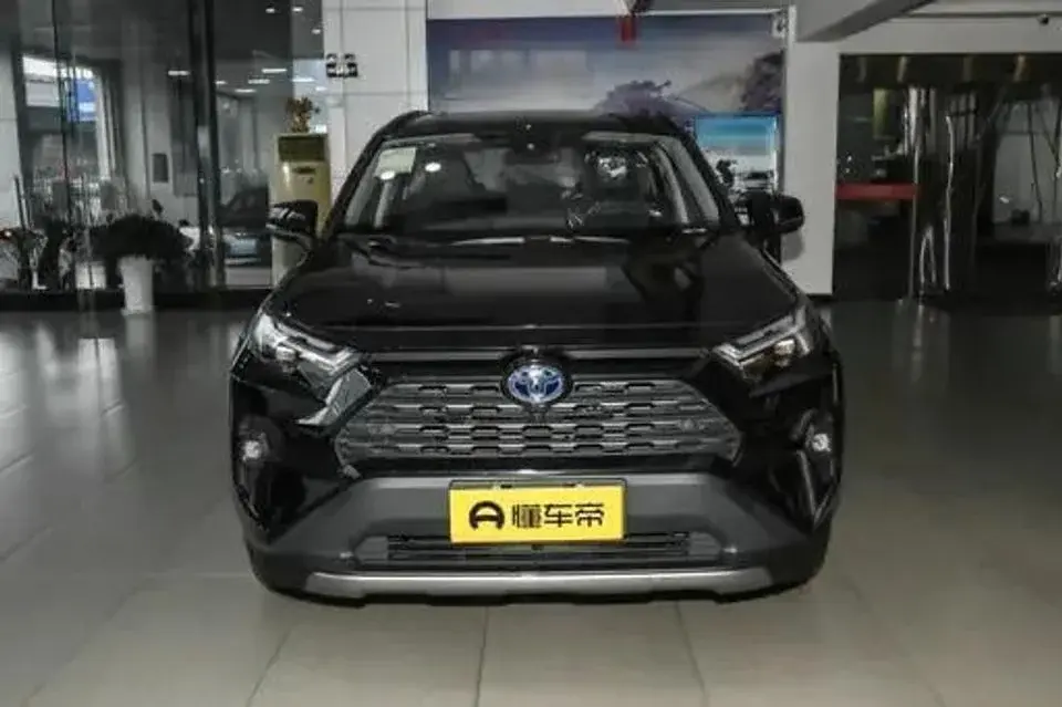 Toyota RAV4 Toyota rav4 / 2025 / 0km