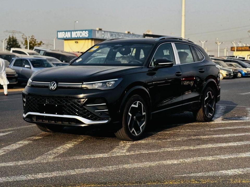 Volkswagen Tiguan Volks wagen Tigwan R line 2.0 L. Model. 2025
