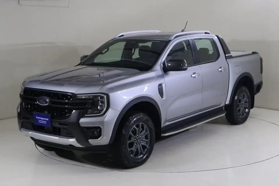 Ford Ranger Wildtrak 2.3L RDP5225 / AL TAYER MOTORS AL QOUZ SHOWROOM