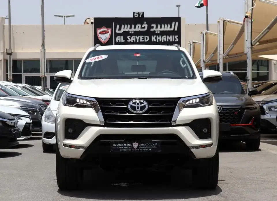 Toyota Fortuner GXR - V6 - 4.0 - ACCIDENTS FREE - GCC