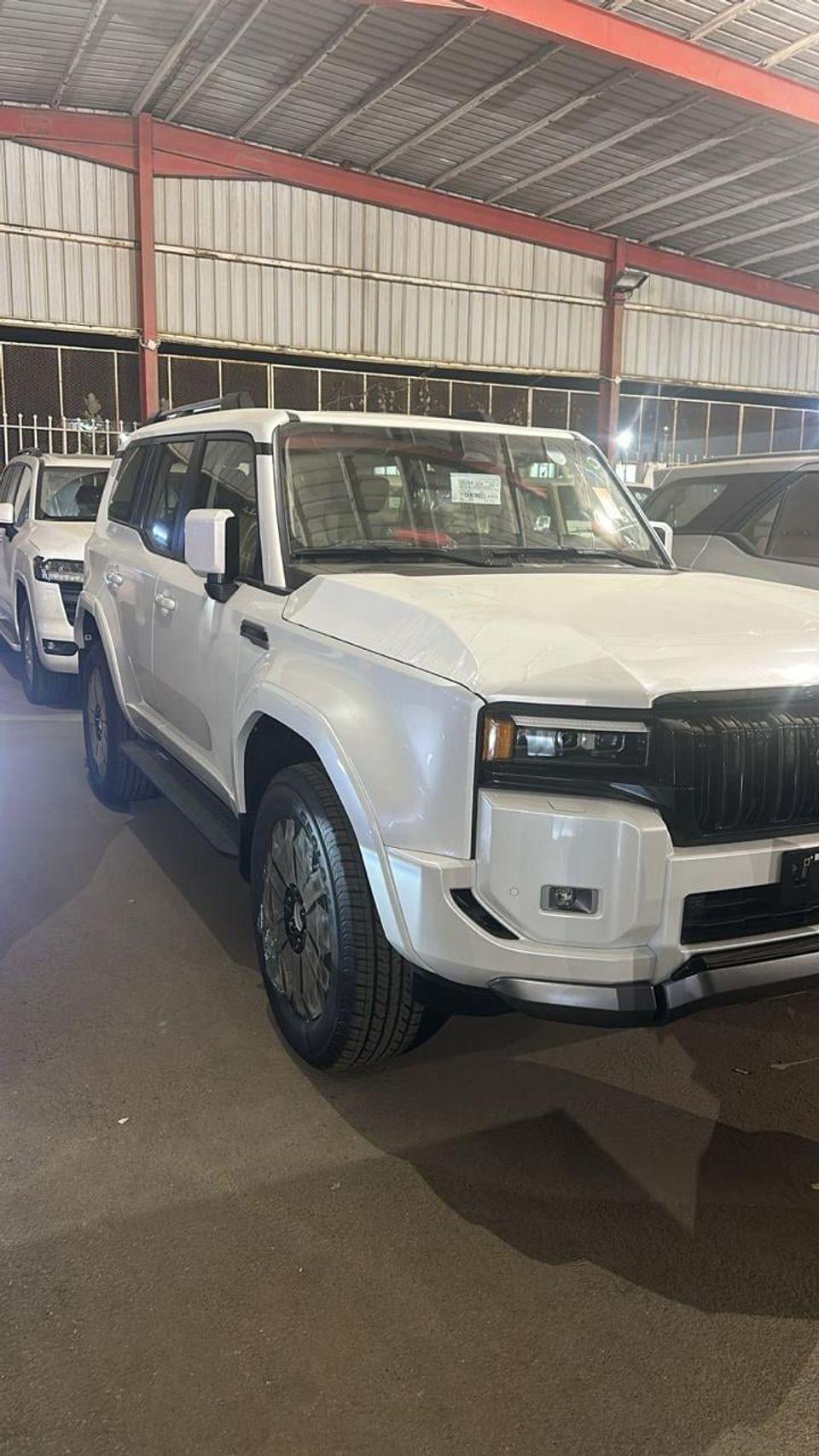 Toyota Prado Prado / GCC / 2026