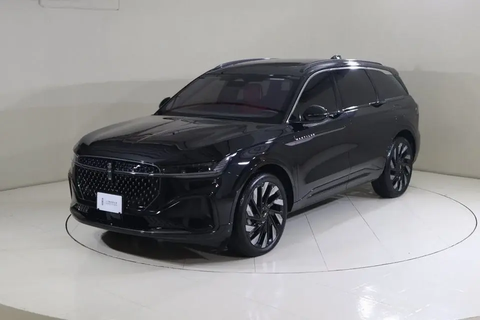 Lincoln Nautilus NAU925H NAUTILUS PRESIDENTIAL 800A AWD 2.0L FHEV AT / FREE Insurance + Registration / AL TAYER MOTOR