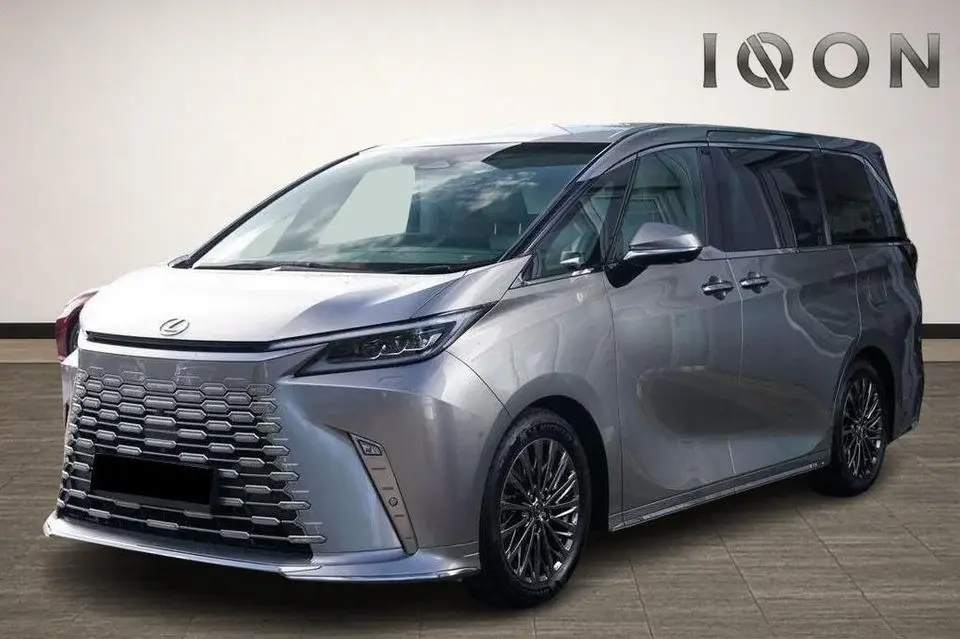 Lexus LM 350h 2.5 350h Takumi E-CVT AWD Euro 6 (s/s) 5dr (EXPORT EXPORT) Right Hand Drive