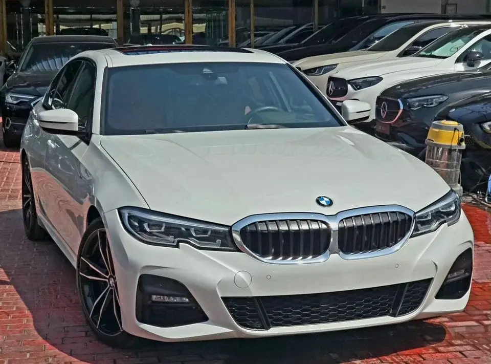 BMW 330i M Sport 2.0L (258 HP) M Sport Warranty & service 2022 GCC