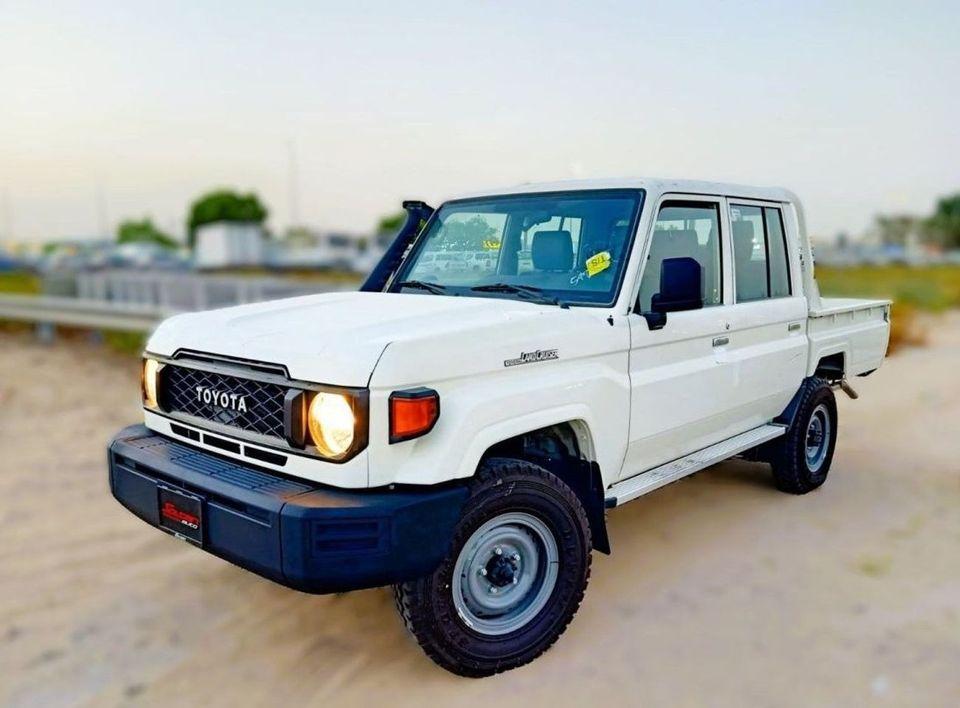 Toyota Land Cruiser Pick Up pickup Double cabin Diesel 4.2L 6V M/T 4*4 basic 2025 With No Restrictions