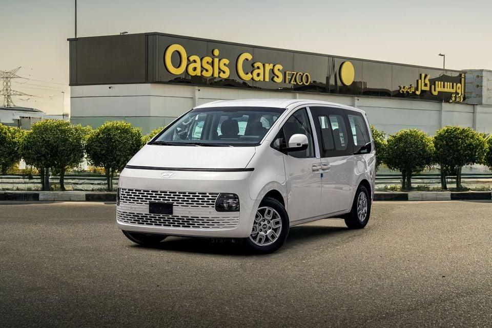 Hyundai Staria Comfort Diesel 2.2L Turbo 4 cylinder GCC Brand New 11 Seater 202
