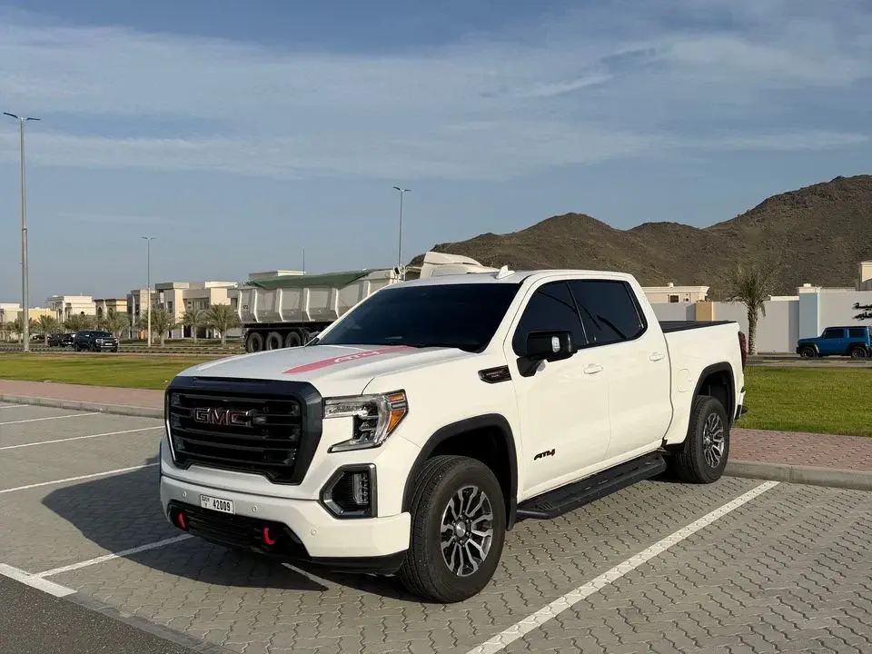 GMC Sierra