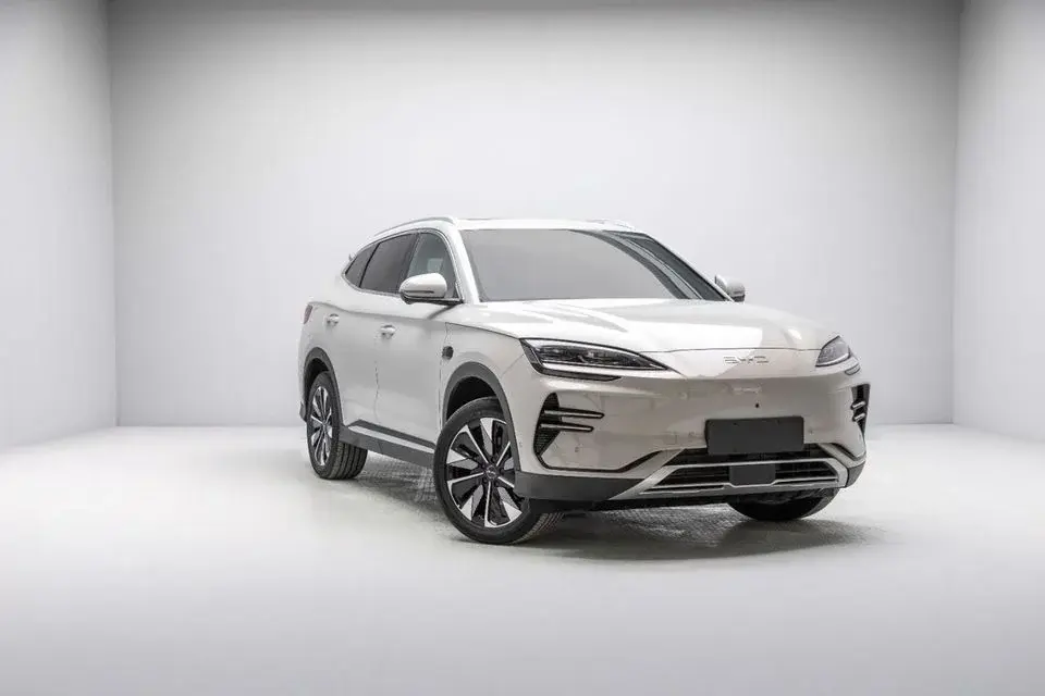 BYD Song Plus ID Flagship - Smoke Grey Inside Beige & Grey Export Only