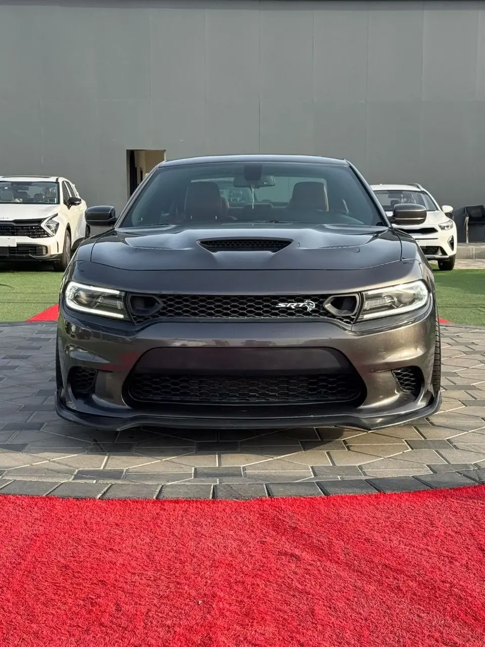 Dodge Charger SRT Hellcat 6.2L (717 HP)