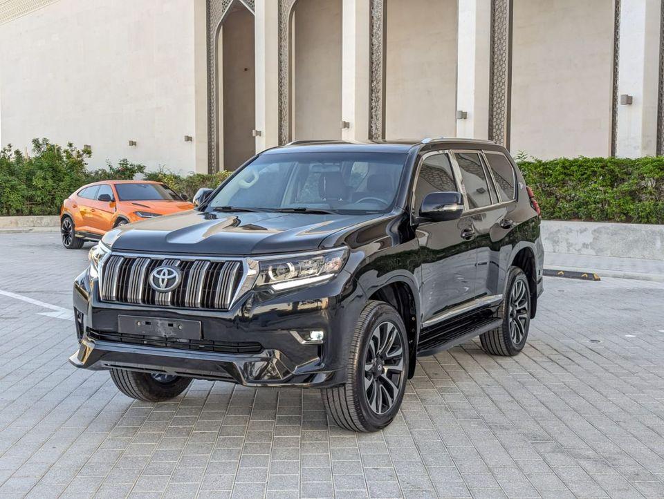 Toyota Prado Toyota Prado 2019 Black colour LHD Gcc specs 4x4