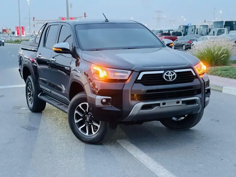 Toyota Hilux ADV 2.8L Toyota Hilux pickup Adventure Diesel 2.8LDouble cabine