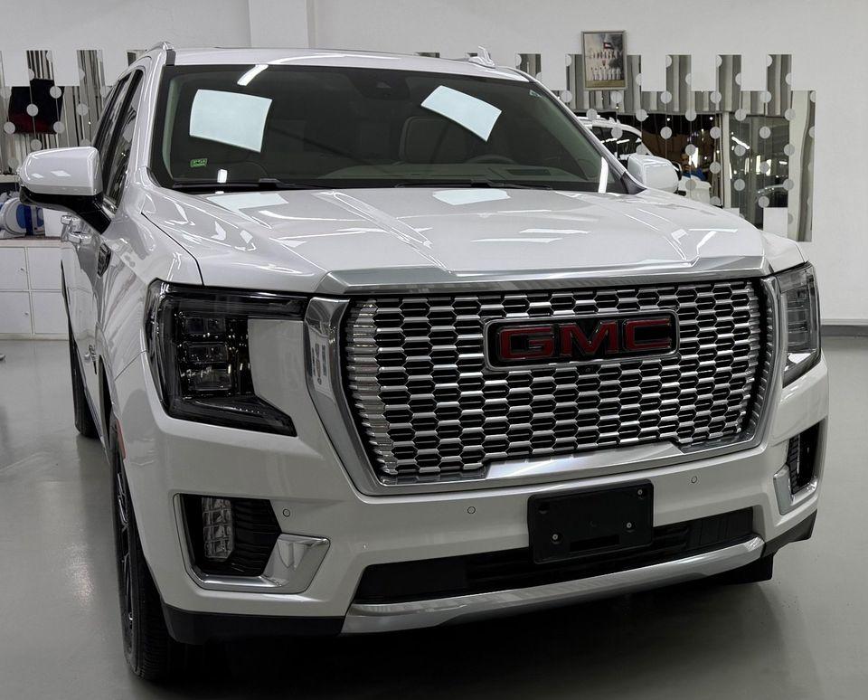 GMC Yukon XL GCC .. FSH .. 6,2L .. XL .