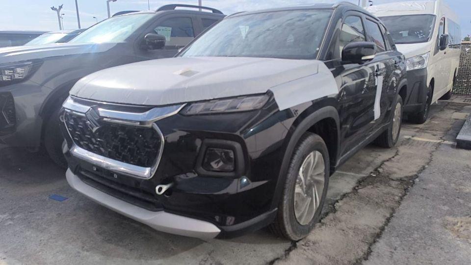 Suzuki Grand Vitara GLX 1.5L FULL OPTION available all colour