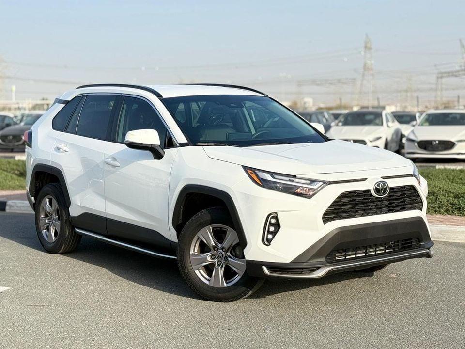 Toyota RAV4 XLE 2.5L full option