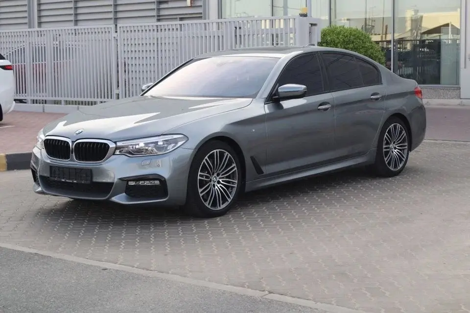 BMW 530i