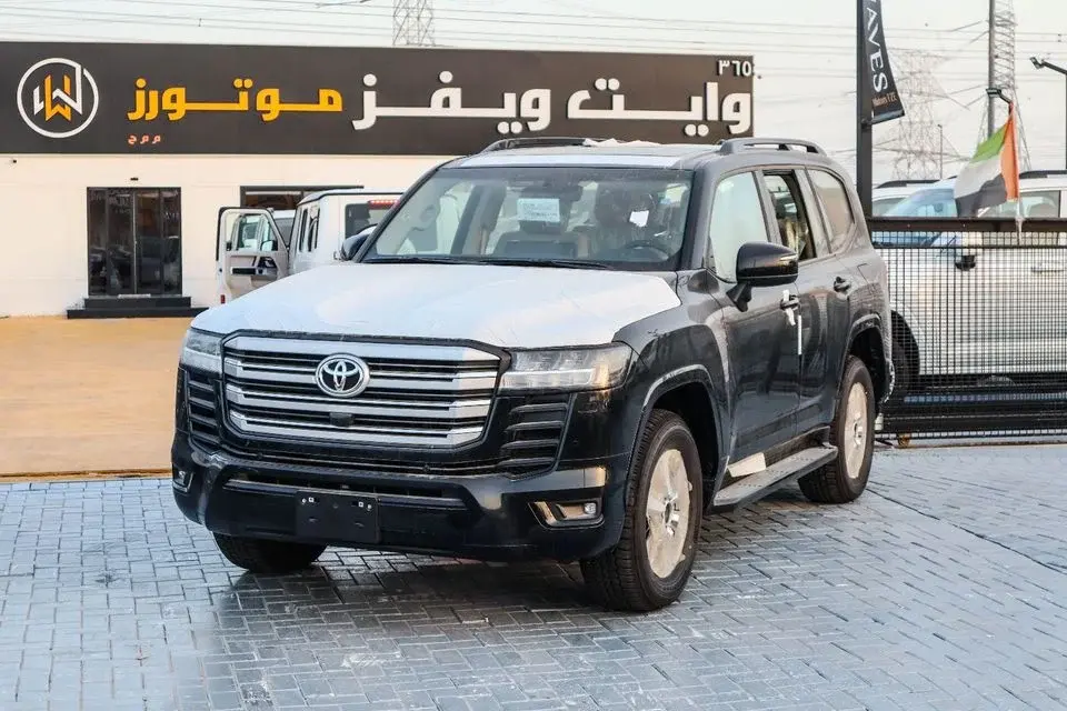 Toyota Land Cruiser Toyota Land Cruiser GXR 3.5L 2026 4WD SUV (L2, Black exterior, Beige interior):