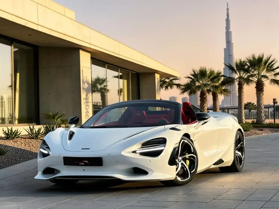 McLaren 750S Spider AED 27,999 P.M MCLAREN 750S SPIDER MSO 4.0L TWIN TURBO V8 WARRANTY & SERVICE PLAN GCC SP