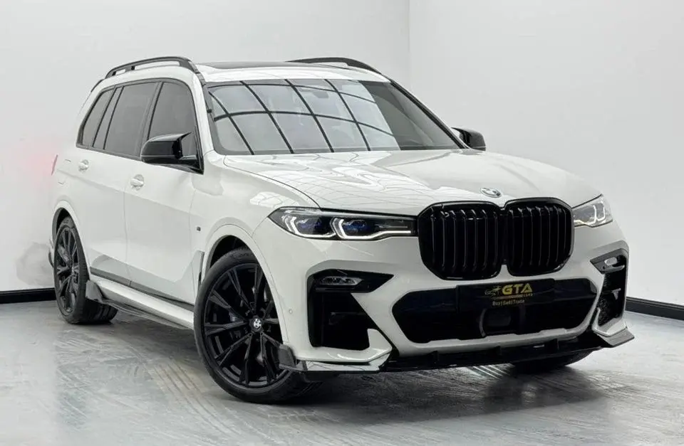 BMW X7 2022 BMW X7 M50i, 2027 BMW Warranty + Service Pack, Full BMW Service History, 7 Seater, GCC