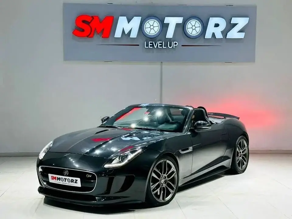 Jaguar F Type S V8 SUPERCHARGED 575HP ORIGINAL PAINT FULL SERVICE HISTORY AGENCY