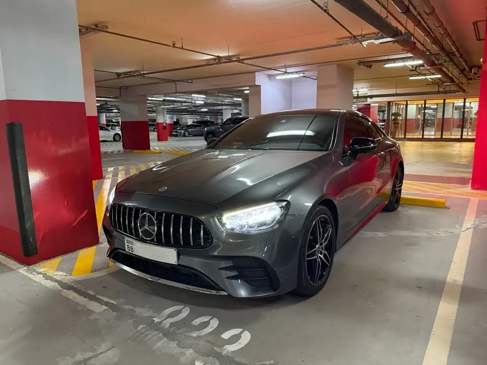 Mercedes-Benz E450 Coupe