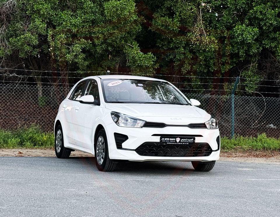 Kia Rio EX 1.4L (107 HP) Hatchback Kia Rio 1.4 L 2023 GCC Accident-Free In Excellent Condition 5