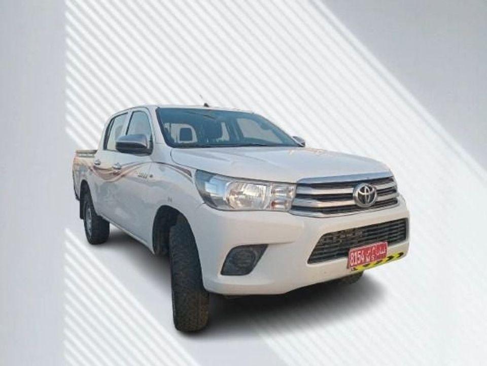 Toyota Hilux DC 2.4L 4WD DIESEL MANUAL TRANSMISSION