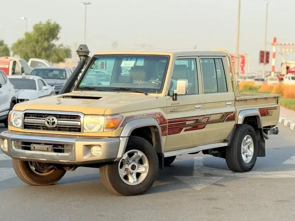 Toyota Land Cruiser Pick Up Toyota landcuriser pickup Double Cabin 4.5L Years Diesel 8 cylinder Left hand drive
