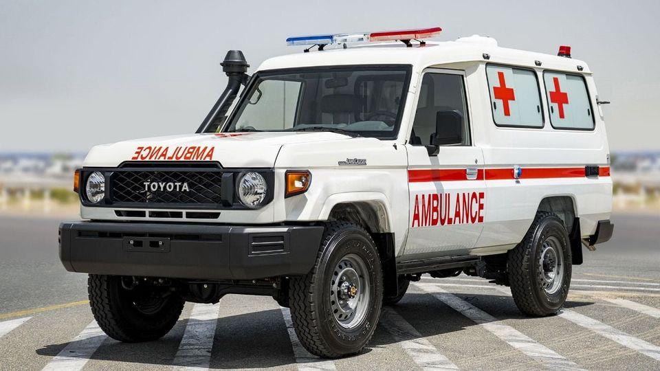 Toyota Land Cruiser 70 LC78 AMBULANCE 4.2D MT