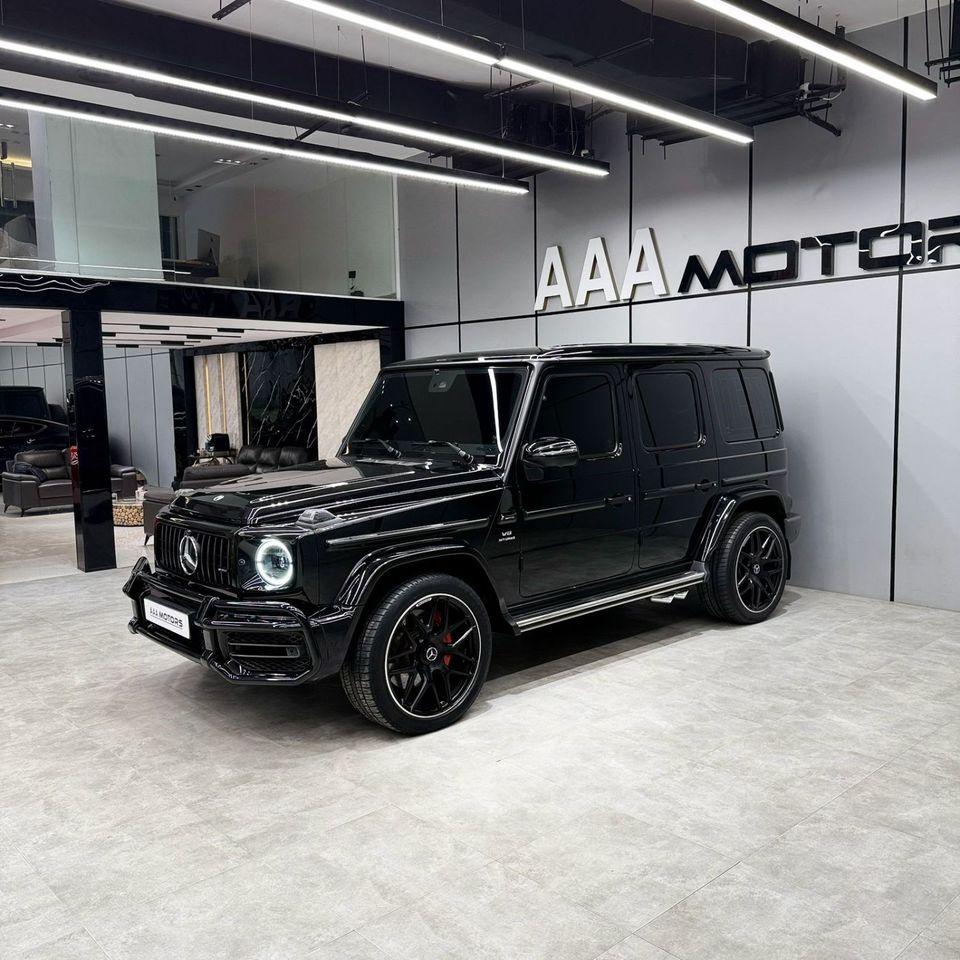 Mercedes-Benz G 63 AMG 4MATIC SUV GCC Specs Night Package Full Carbon Fiber No Accidents